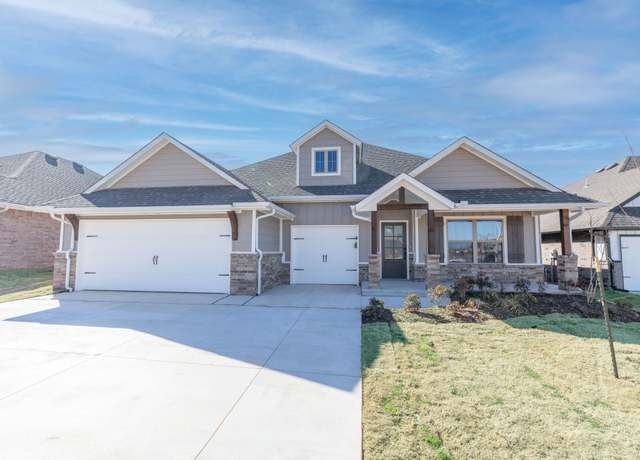 Property at 16413 Villa Valeria Way, Edmond, OK 73013, 4 beds, 2 baths