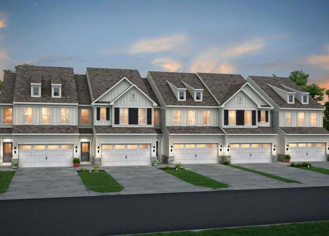 Property at 965-3 Memory Ln, Aurora, OH 44202, 3 beds, 2.5 baths