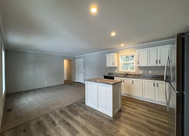 Property at 36 Canary Hl, Orion Charter Township, MI 48359, 3 beds, 2 baths