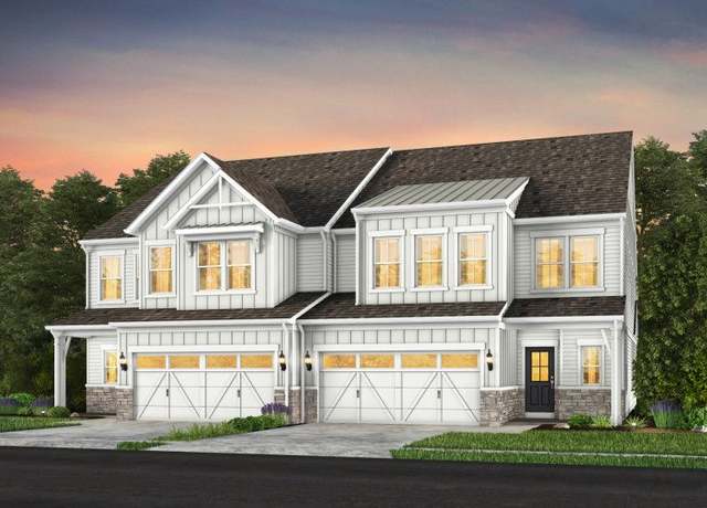 Property at 186 Lake Balaton Dr, Cleveland, OH 44128, 3 beds, 2.5 baths