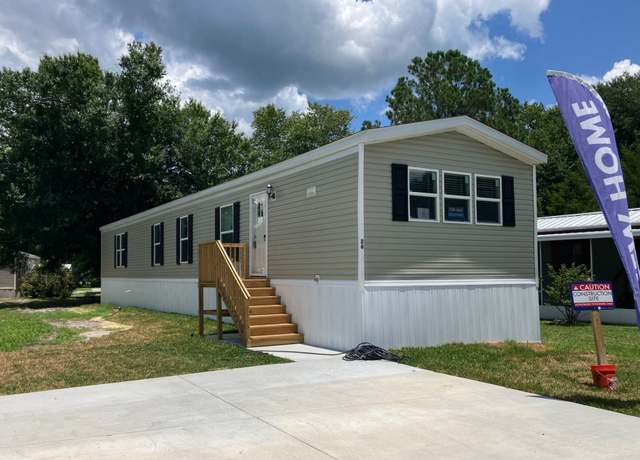 Property at 8401 NW 13th St #26, Gainesville, FL 32653, 3 beds, 2 baths