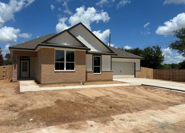 Property at 7901 Townsend Dr, Waco, TX 76708, 4 beds, 3 baths