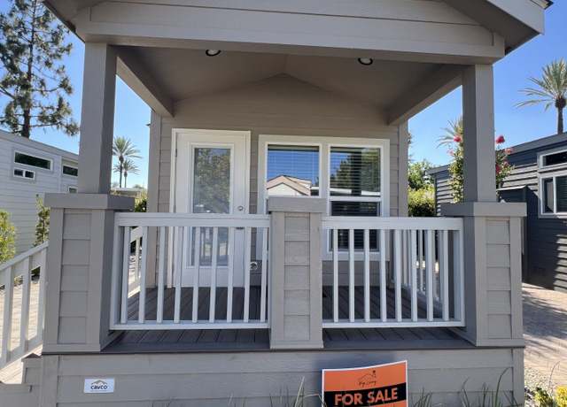 Property at 3600 W Florida Avenue Site #678, Hemet, CA 92545, 1 bed, 1 bath