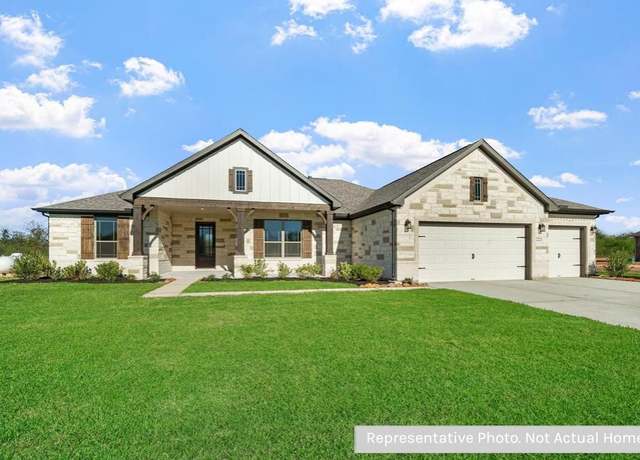 Property at 9510 Tree House Ct, Needville, TX 77461, 4 beds, 2.5 baths