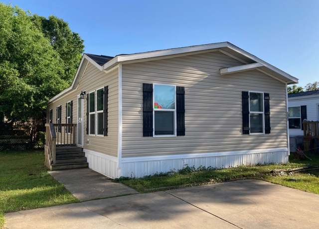 Property at 2600 W Michigan Ave Unit 365C, Pensacola, FL 32526, 3 beds, 2 baths
