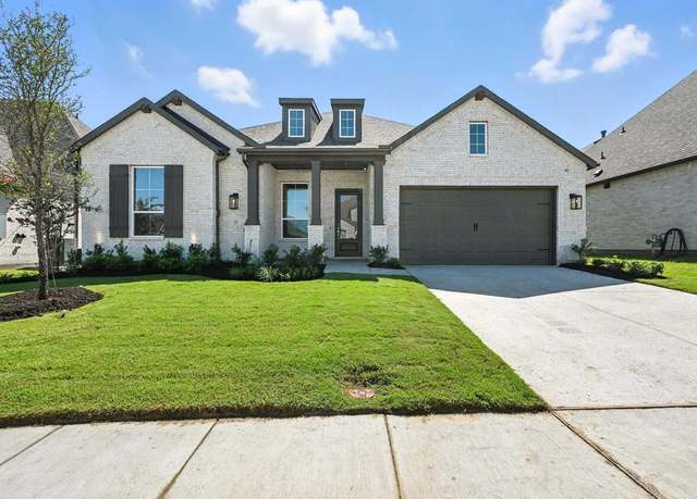 Property at 513 Lavender Dr, Van Alstyne, TX 75495, 3 beds, 2.5 baths