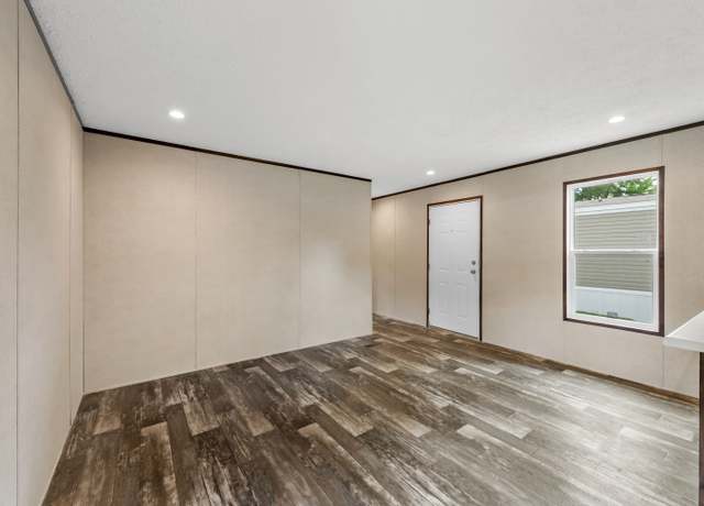 Property at 6700 Jefferson Paige Rd #48, Shreveport, LA 71119, 2 beds, 2 baths