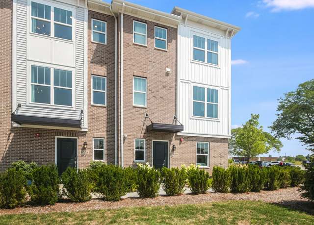 Property at 1060 E Oakton St Unit PUSSLF, Des Plaines, IL 60018, 3 beds, 2.5 baths