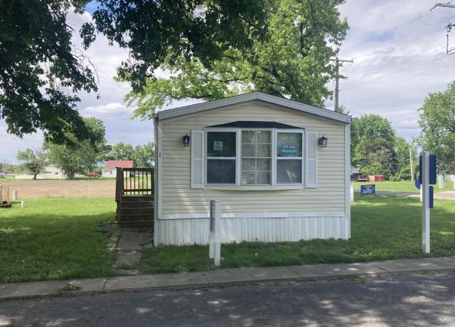 Property at 530 Reynolds Dr #1, Charleston, IL 61920, 2 beds, 2 baths