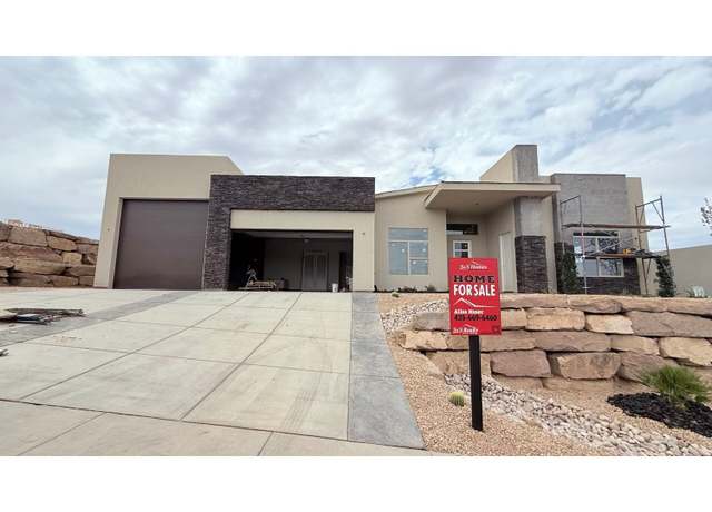 Property at 496 S Appian Way, Saint George, UT 84770, 4 beds, 3.5 baths