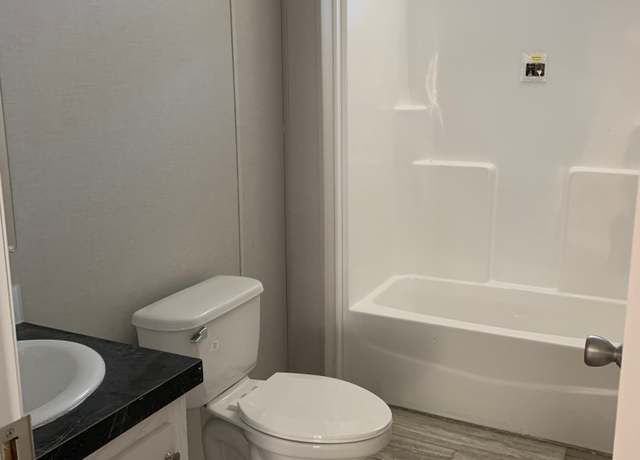 Property at 322 Sara Ln, Huntsville, TX 77340, 3 beds, 2 baths
