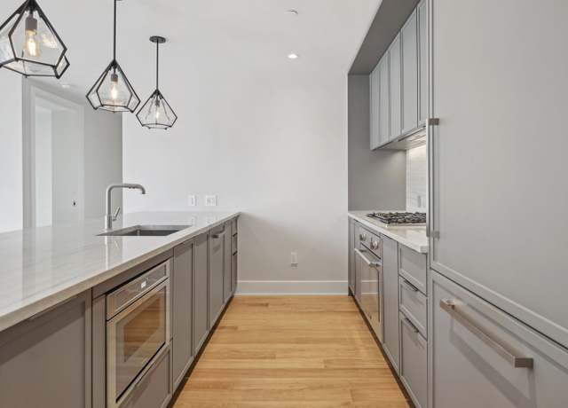 Property at 218 W 103rd St Unit 11D, New York, NY 10025, 3 beds, 3 baths