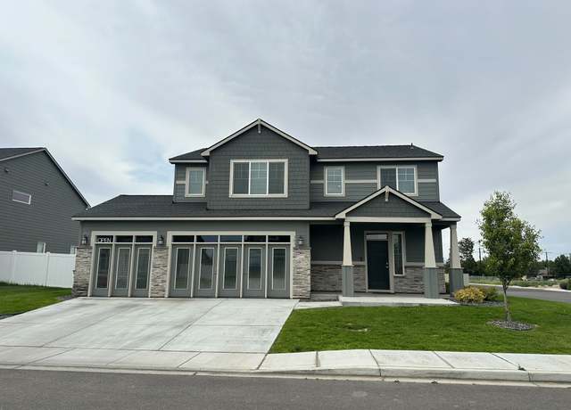 Property at 303 Jade Ave, Grandview, WA 98930, 3 beds, 2.5 baths