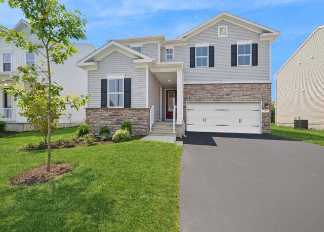 Property at 9 Butternut Dr, Berlin, NJ 08009, 5 beds, 3.5 baths