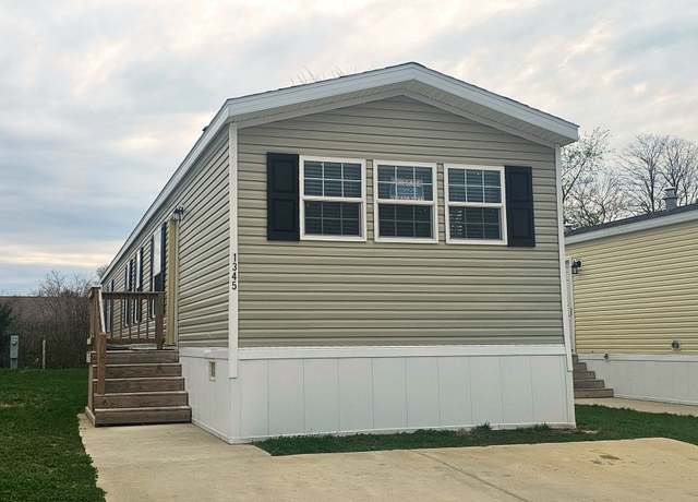 Property at 1345 Murry St Unit MU1345, Greenwood, IN 46143, 3 beds, 2 baths