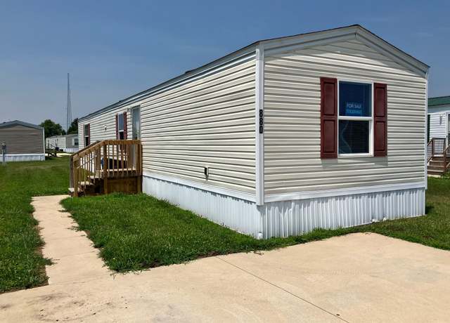Property at 880 Maplewood Ln Unit MAP880, Rochester, IN 46975, 3 beds, 2 baths
