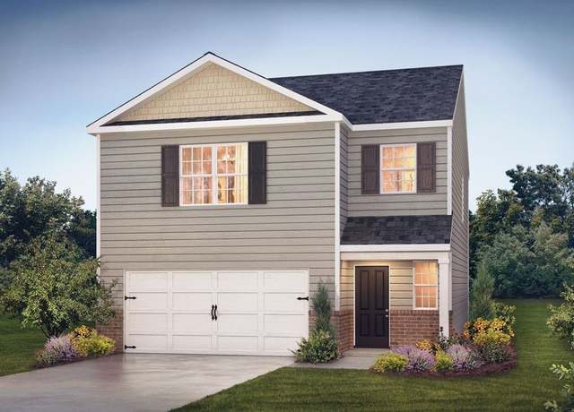 Property at 63 Lauren Ln, Hendersonville, NC 28792, 3 beds, 2.5 baths