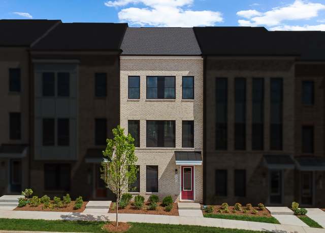 Property at 13918 Aviation Pl, Herndon, VA 20171, 4 beds, 4 baths