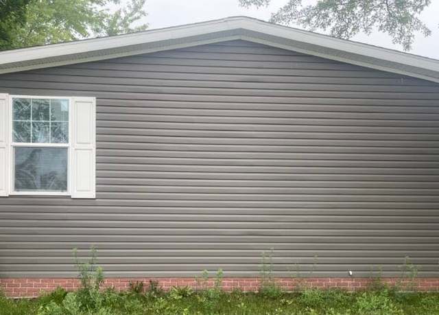 Property at 10051 Hutchinson Drive Site #115, Davisburg, MI 48350, 3 beds, 2 baths