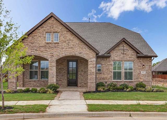 Property at Chasewood Plan, Arlington, TX 76005, 2 beds, 2 baths