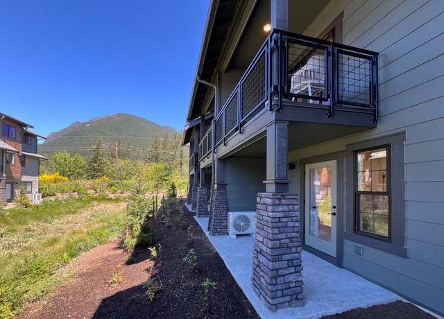 Property at 1177 Shoreline Way SE, North Bend, WA 98045, 3 beds, 3 baths