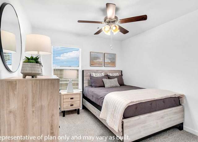 Property at 3080 Rosalee Ln, Bentonville, AR 72712, 4 beds, 2 baths