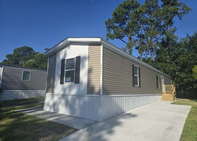 Property at 2966 Calder Dr #231, Jacksonville, FL 32250, 3 beds, 2 baths