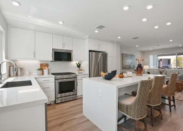 Property at 4850 Canyon Vw, San Diego, CA 92117, 3 beds, 2.5 baths
