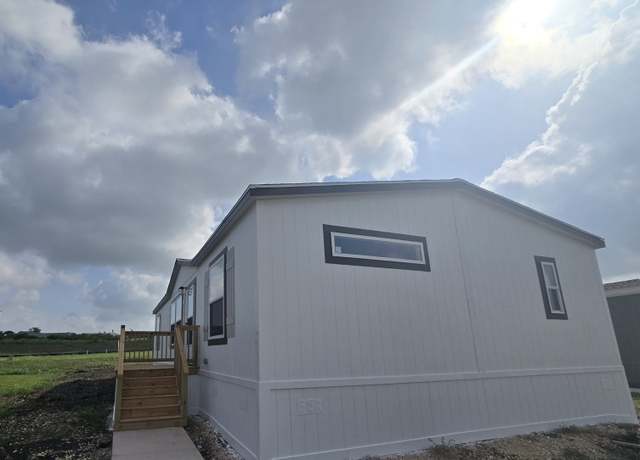 Property at 388 Welch St #258, Kyle, TX 78640, 3 beds, 2 baths