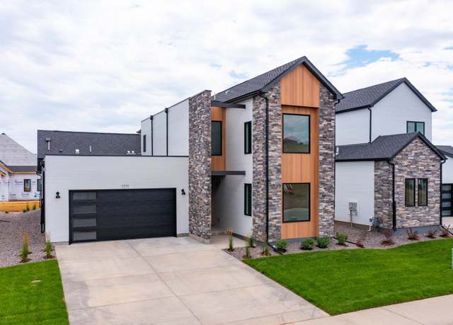 Property at The Huntington Plan, Windsor, CO 80550, 4 beds, 3 baths