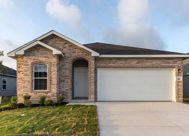 Property at 309 Ivy Rds, Seguin, TX 78155, 3 beds, 2 baths
