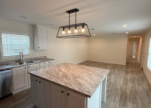 Property at 2081 Chaffee Rd #123, Jacksonville, FL 32221, 3 beds, 2 baths