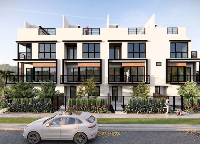 Property at 914 SE 12th St, Fort Lauderdale, FL 33316, 3 beds, 3.5 baths