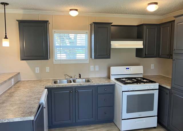 Property at 2700 N Washington St Unit 149M, Kokomo, IN 46901, 2 beds, 1 bath