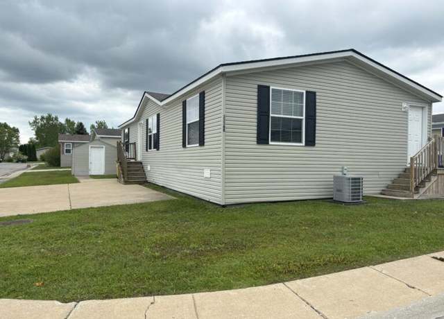 Property at 33388 Magnolia Dr #231, New Haven, MI 48048, 3 beds, 2 baths