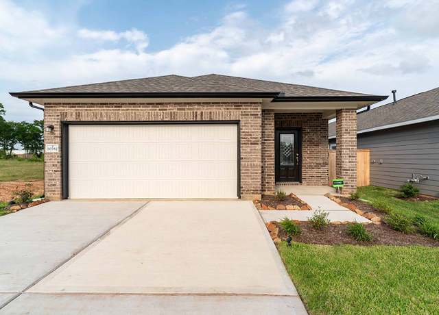 Property at 10782 Sora Dr, Willis, TX 77378, 3 beds, 2 baths