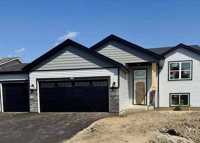 Property at 814 Erickson Ln, Buffalo, MN 55313, 5 beds, 3 baths