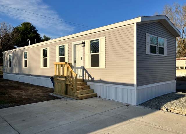 Property at 705 E 4th St #15, Rochester, IN 46975, 3 beds, 2 baths