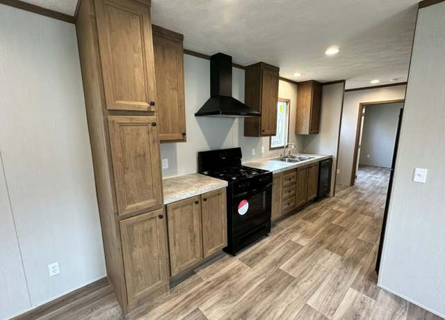 Property at 4808 S. Elwood Ave., #102 Plan, Tulsa, OK 74107, 3 beds, 2 baths