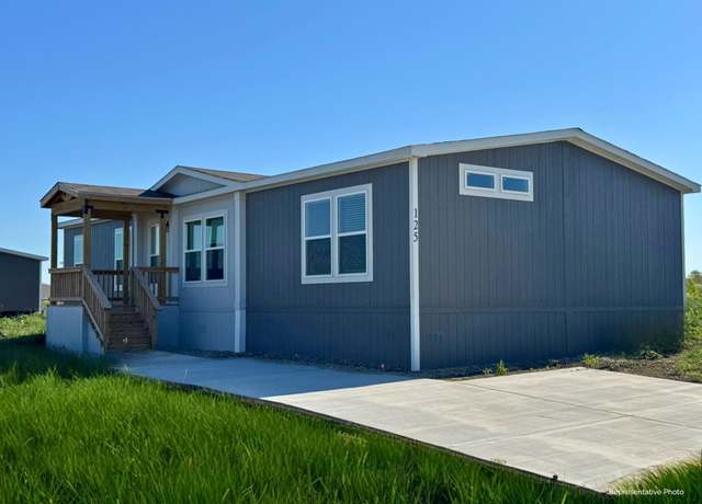 Property at 117 Todd Trail Dr, Crowley, TX 76036, 4 beds, 2 baths