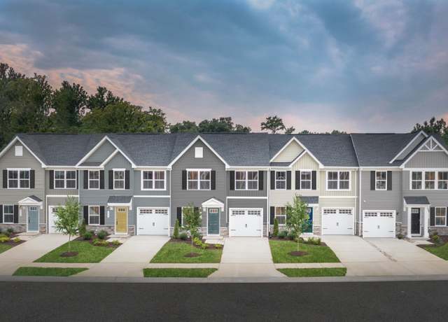 Property at 118 Rhodell Ln, Greenville, SC 29605, 3 beds, 2.5 baths