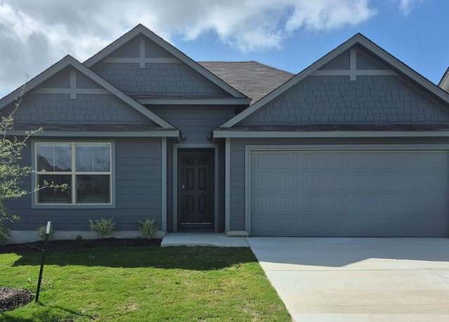 Property at 1327 Merritt St, Temple, TX 76504, 4 beds, 2 baths
