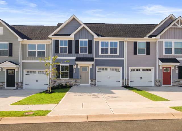 Property at 106 Rhodell Ln, Greenville, SC 29605, 3 beds, 2.5 baths