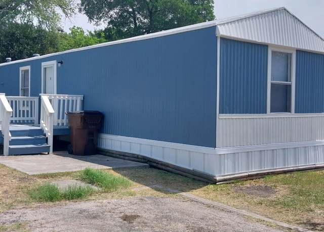 Property at 2 Bed 2 Bath Single Section Plan, Lockhart, TX 78644, 2 beds, 2 baths
