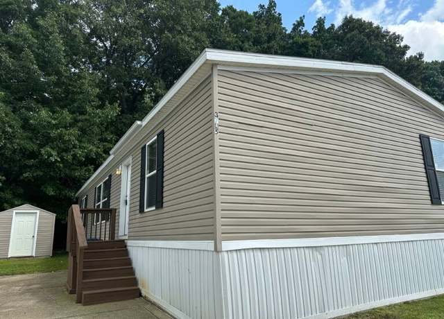 Property at 3715 Cypress #24, Jackson, MI 49201, 3 beds, 2 baths