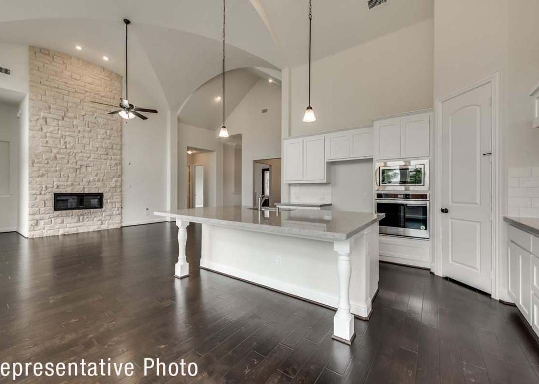 2606 Seth Dr, Midlothian, TX 76065