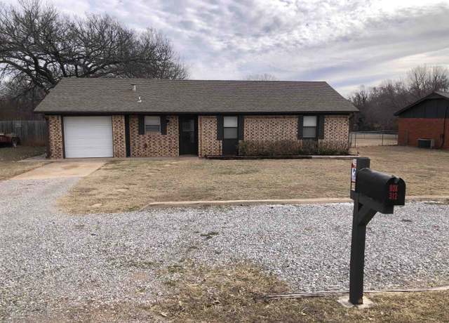 Property at 179776 Kennedy Rd, Comanche, OK 73529, 3 beds, 1.5 baths