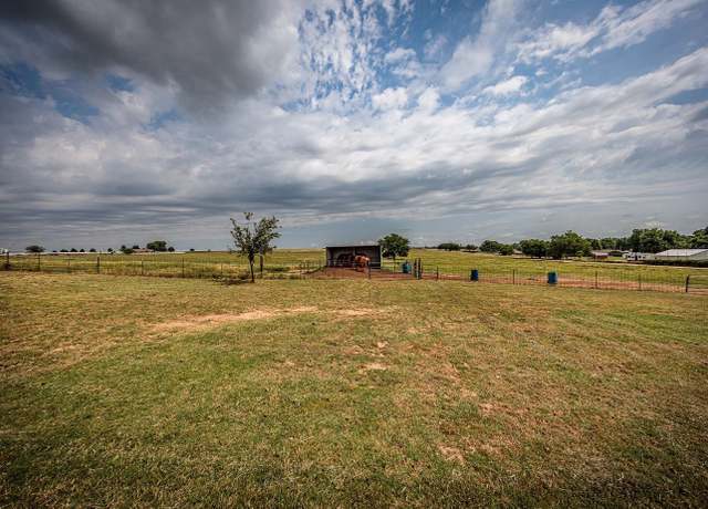 Property at 1550 W Hwy 277, Ninnekah, OK 73067, 3 beds, 2 baths