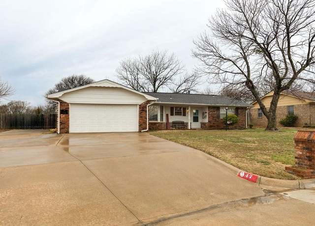 Property at 47 S 29th St, Duncan, OK 73533, 3 beds, 2 baths