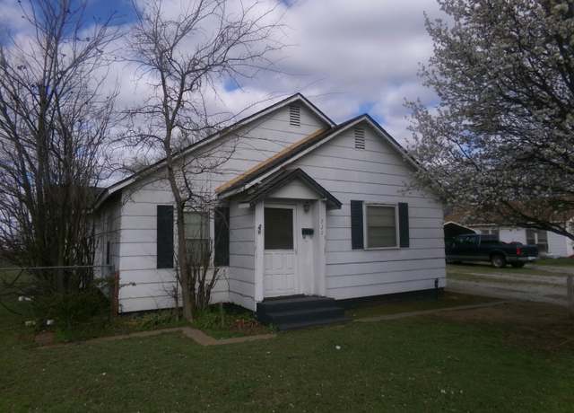 Property at 711 S 12th, Duncan, OK 73533, 2 beds, 1 bath